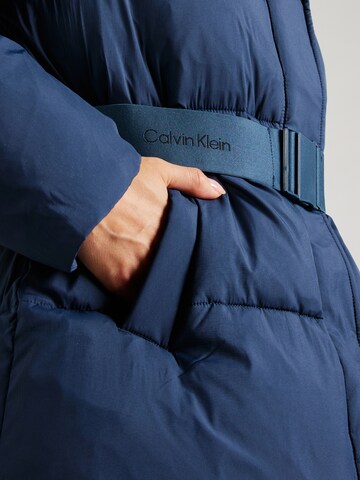 Calvin Klein Jeans - Chaqueta de invierno en azul