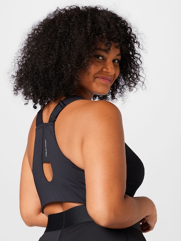 Esprit Sport Curvy Top in Schwarz