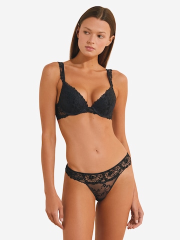 String 'Soupcon' di ETAM in blu: frontale