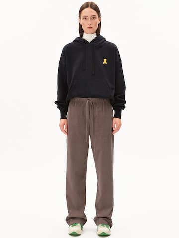 ARMEDANGELS Loosefit Cordhose JAIMILAA CORDUROY in Braun