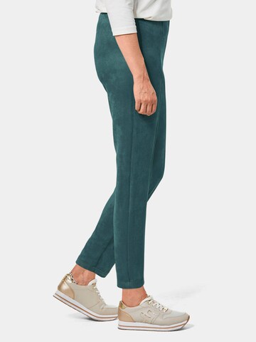 Goldner Slim fit Pleat-Front Pants in Green