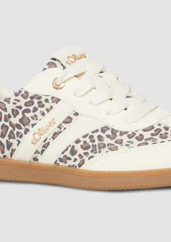 Baskets s.Oliver en beige