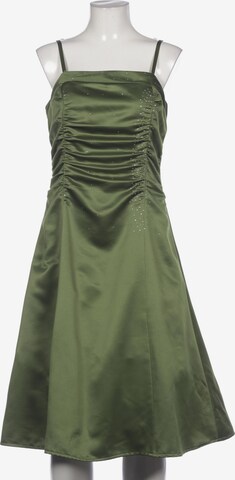 Mariposa Dress in L in Green: front