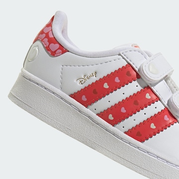 Sneaker 'Adidas Disney Superstar' di ADIDAS ORIGINALS in bianco
