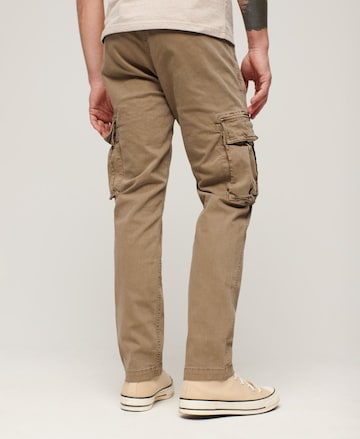 Regular Pantalon cargo 'Core' Superdry en vert