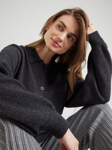 Esmé Studios Pullover 'Iwona' (GOTS) in Grau