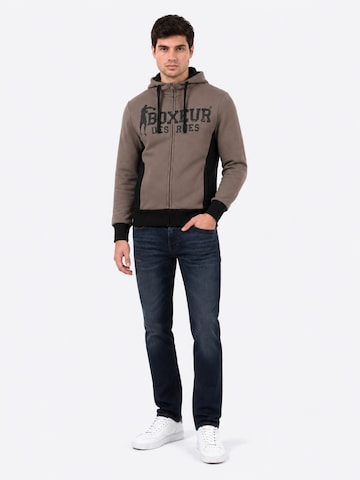 Boxeur des Rues Sweatshirt 'Herren Hoodie Fitted Boxeur des Rues mit Reißverschluss und Kapuze, Taupe-Beige, Schwarzes Logo, Baumwolle' in Beige