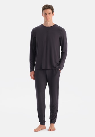 Dagi - Pijama largo en gris