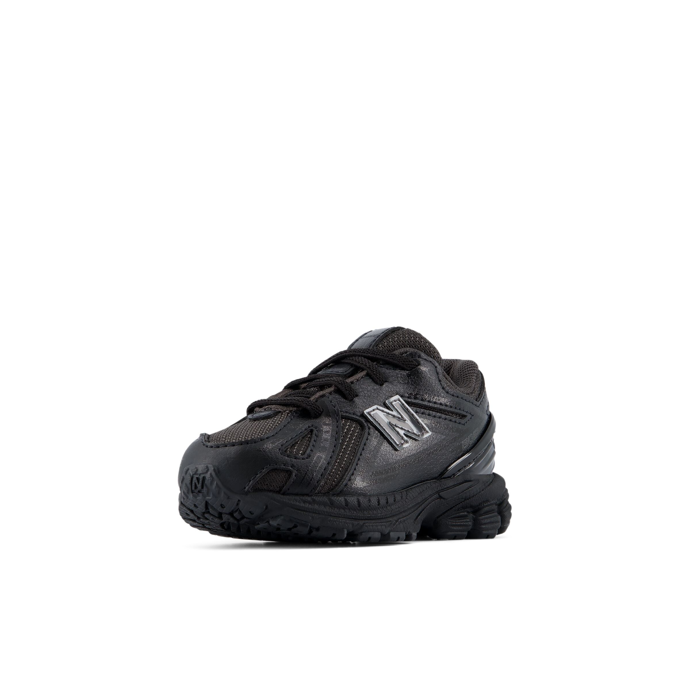 Sneaker '1906 BUNGEE LACE' di new balance in nero