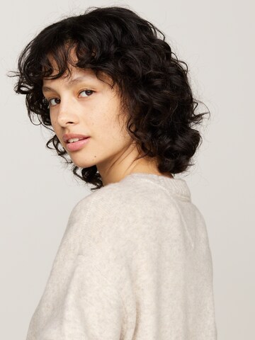 Tommy Jeans Curve Gebreide jurk in Beige