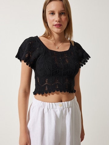 Happiness İstanbul Pullover in Schwarz: Vorderseite