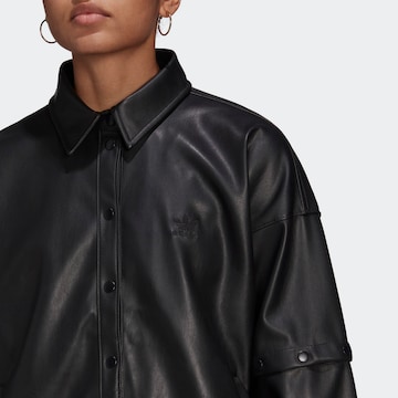 ADIDAS ORIGINALS Between-Season Jacket in Black