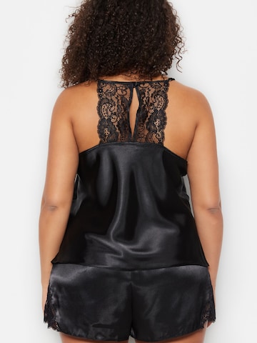 Shorty Trendyol Curve en noir