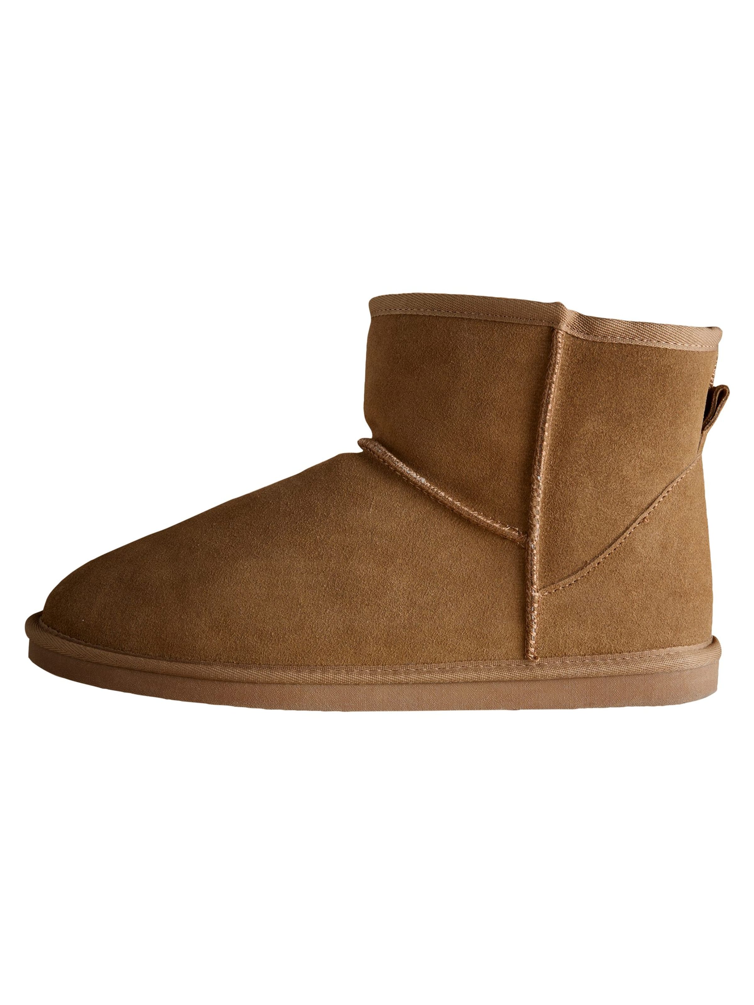 Next - Botas en marrón: frente