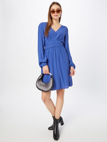 PIECES - Vestido 'Naiana' em azul