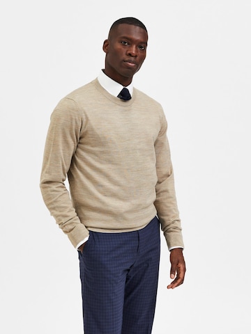 SELECTED HOMME Sweater 'Town' in Brown: front