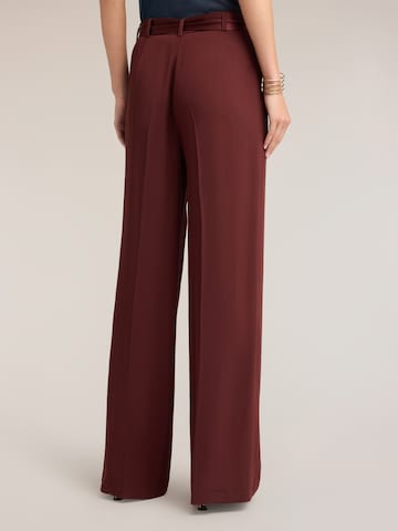 Regular Pantalon MOTIVI en marron