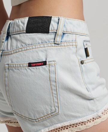 Superdry Regular Shorts 'Hot' in Blau