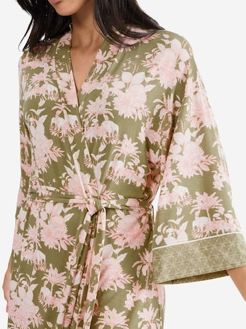 TRIUMPH Bathrobe short ' Red Label Aura Spotlight ' in Green