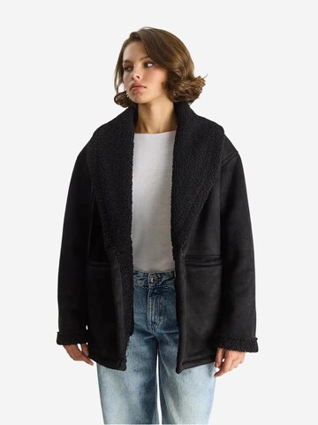 Giacca di mezza stagione di Bianco Lucci in nero