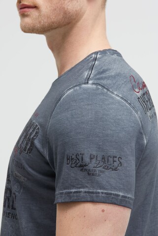 CAMP DAVID Bluser & t-shirts i blå