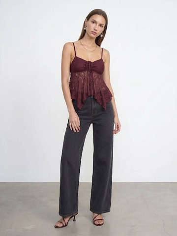 Top di Dilvin in rosso