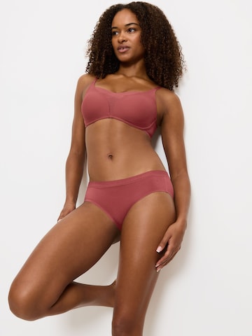 TRIUMPH - Braga ' Smart Natural ' en rojo