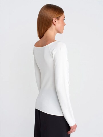 Dilvin Sweater in White