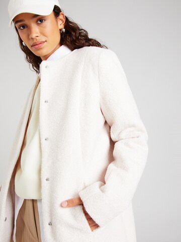 Cappotto di mezza stagione 'Daphne' di ABOUT YOU in bianco