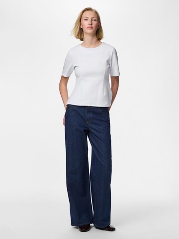 T-shirt 'PCLilu' PIECES en blanc