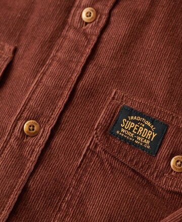 Superdry Regular Fit Hemd 'Trailsman' in Braun