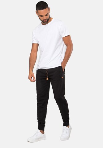 Threadbare Tapered Sweathose 'Trifoliate' in Schwarz