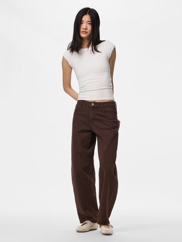 Barrel Jean 'PCGrace' PIECES en marron