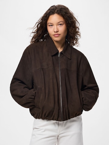 Giacca di mezza stagione di PIECES in marrone: frontale