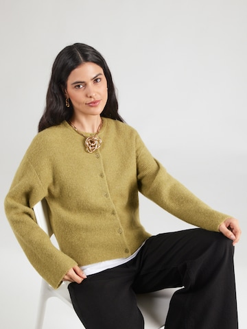 & Other Stories Вязаная кофта в Зеленый: спереди