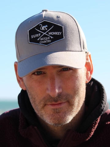 Surf Monkey Athletic Cap in Grey: front