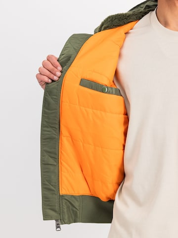 ALPHA INDUSTRIES Talvejope 'Ma-1', värv roheline