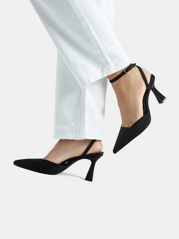 Pull&Bear Pumps i svart