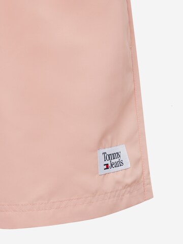 Tommy Jeans Badeshorts in Pink