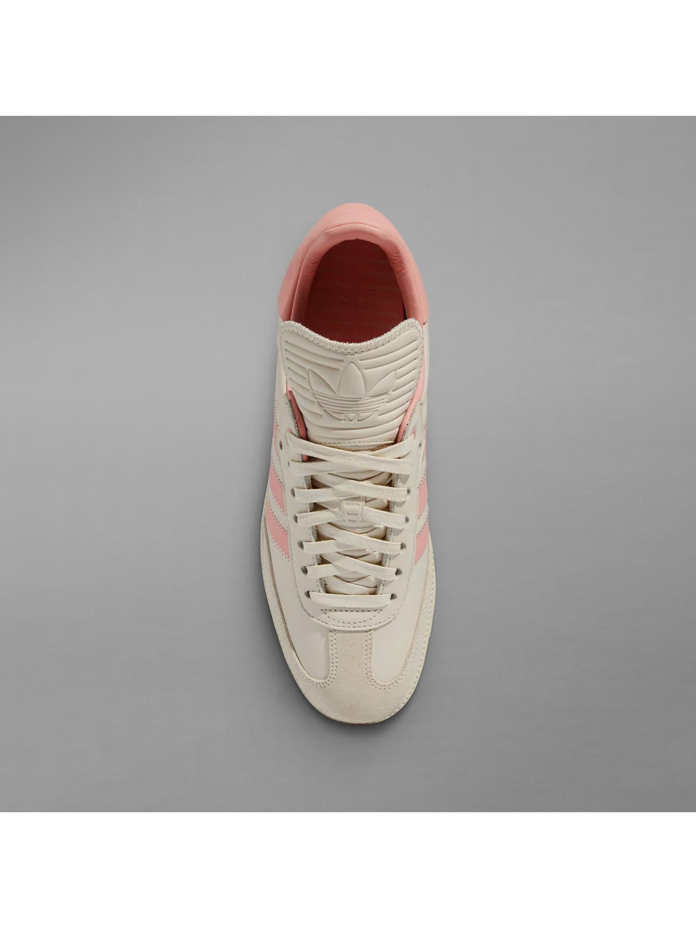 ADIDAS Sports shoe in Beige