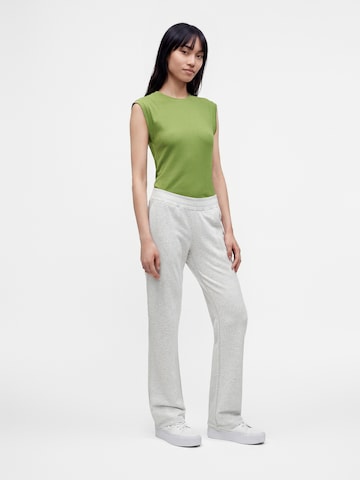 regular Pantaloni di HOLLISTER in grigio