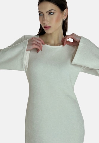 Abito di Elara in beige