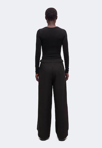 ABOUT YOU Regular Pants 'Lena' in Black