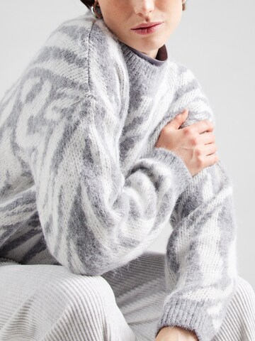 PIECES Pullover 'PCNOELA' i hvid