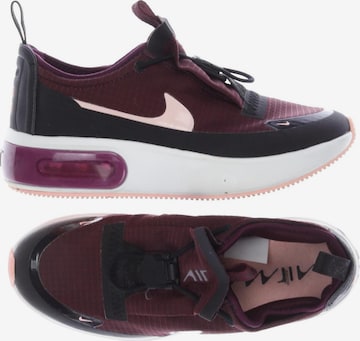 NIKE Sneaker 38,5 in Rot: Vorderseite