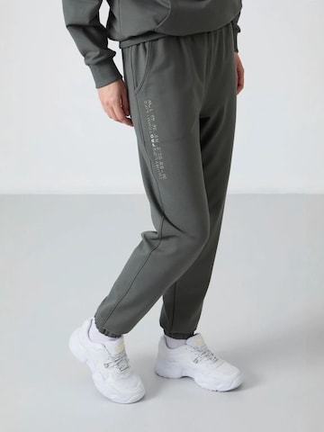 Tommy Life Aktive Sets in Grau
