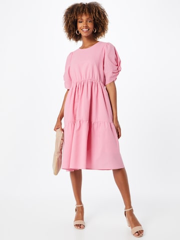 Robe 'Nyka' Gestuz en rose