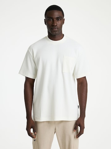 T-Shirt 'Jaxo' CHASIN' en blanc : devant