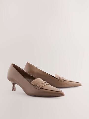 Next - Zapatos cerrados 'Forever Comfort' en beige