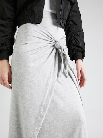 REMAIN Skirt in Grey